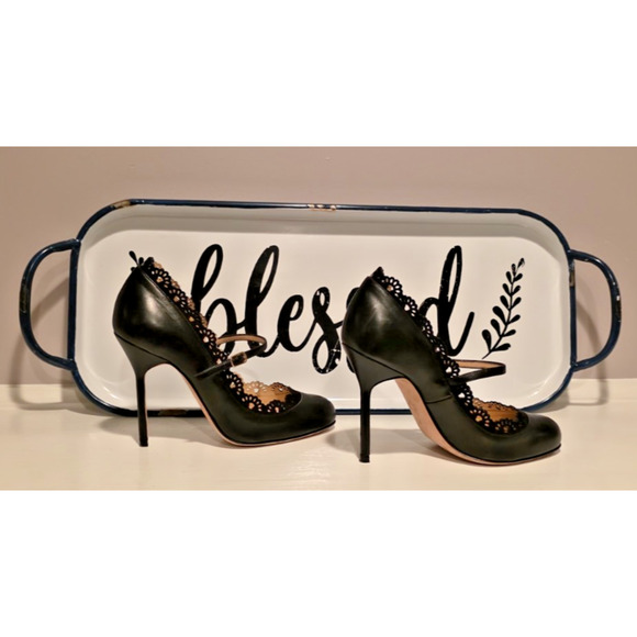 Marchesa Black Leather Laser Cut Lace Scalloped Ankle Strap Heels EU 35 5 US - Picture 2 of 11